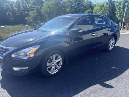 Super Black 2015 Nissan Altima 2.5 SL
