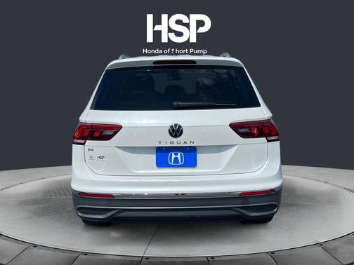 Opal White Pearl Effect 2023 Volkswagen Tiguan 2.0T SE