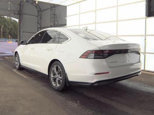 Platinum White Pearl 2023 Honda Accord EX