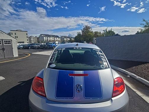 Reflex Silver Metallic 2012 Volkswagen Beetle 2.5L