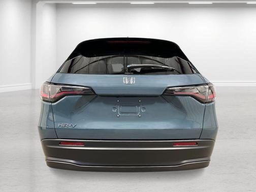 GO 2027 Honda HR-V LX