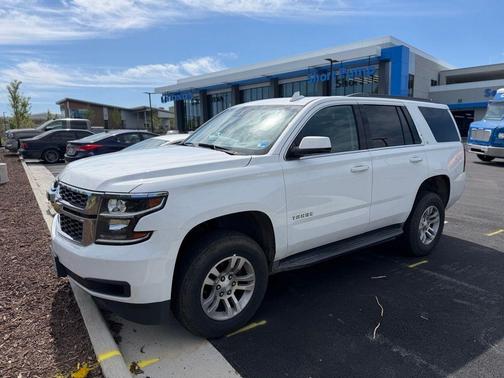 Summit White 2017 Chevrolet Tahoe LT