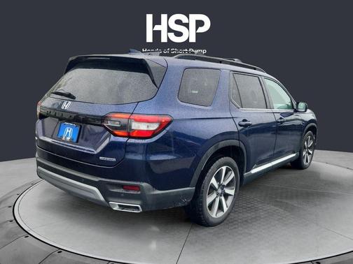 Obsidian Blue Pearl 2023 Honda Pilot Touring