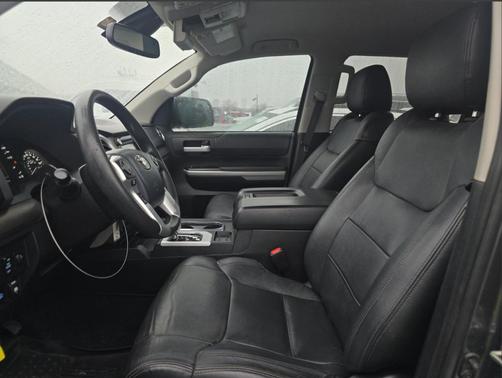 Magnetic Gray Metallic 2018 Toyota Tundra SR5