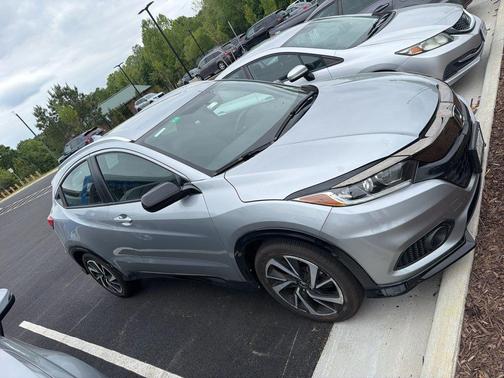 Lunar Silver Metallic 2019 Honda HR-V Sport