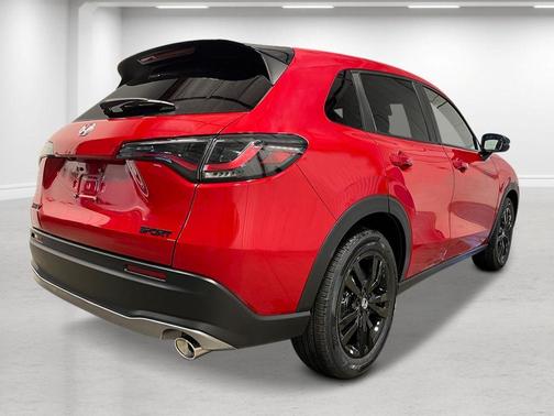 Milano Red 2027 Honda HR-V Sport