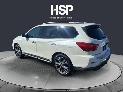 2017 Nissan Pathfinder Platinum