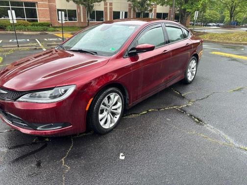 Velvet 2016 Chrysler 200 S