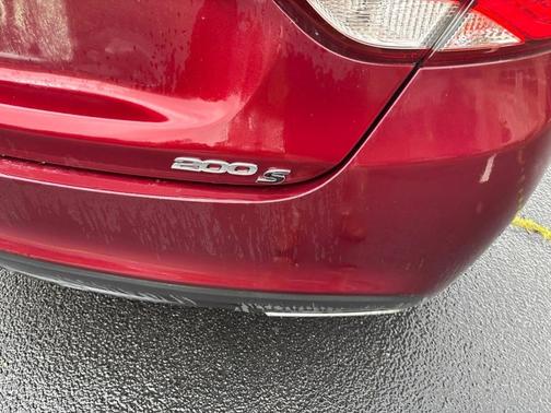 Velvet 2016 Chrysler 200 S