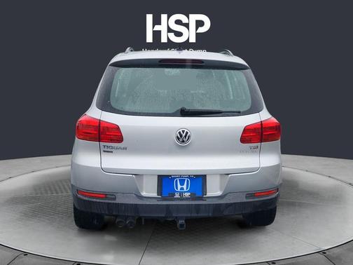 Reflex Silver Metallic 2017 Volkswagen Tiguan Limited 2.0T S