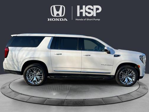 2022 GMC Yukon XL SLT