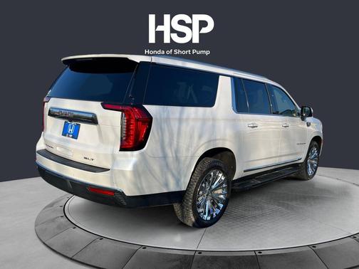 2022 GMC Yukon XL SLT