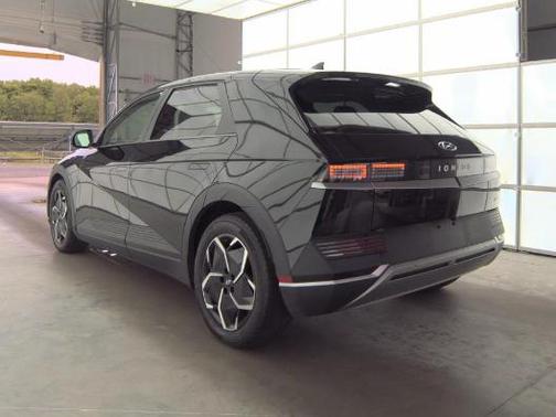 Black 2023 Hyundai IONIQ 5 SEL