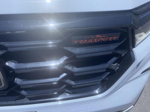 Sonic Gray Pearl 2025 Honda Pilot TrailSport