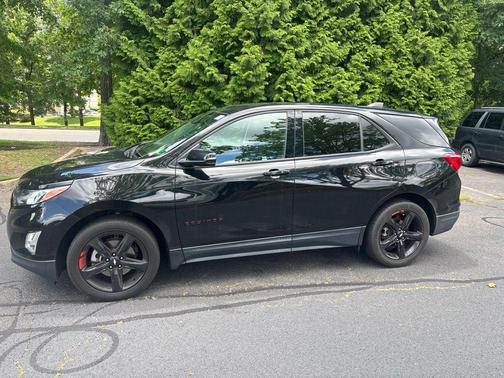 Black Metallic 2018 Chevrolet Equinox 2LT