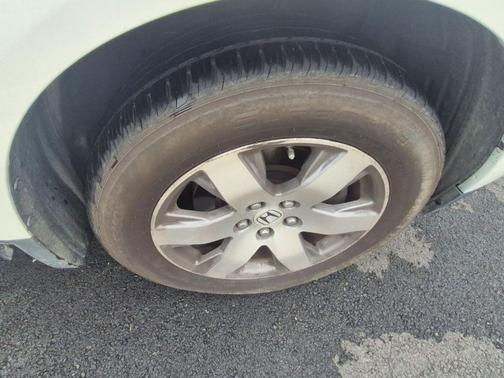 White Diamond Pearl 2014 Honda Pilot Touring