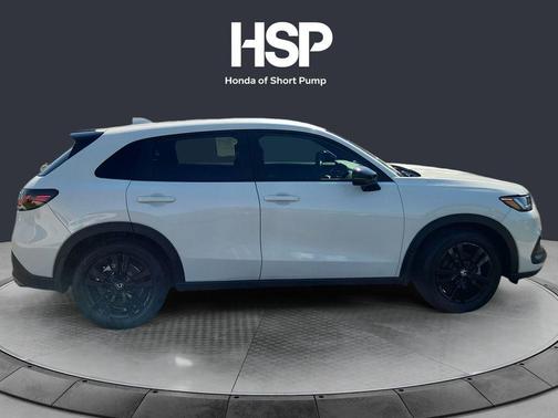 Platinum White Pearl 2026 Honda HR-V Sport