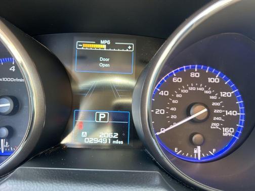 Crystal Black Silica 2019 Subaru Outback 3.6R Limited