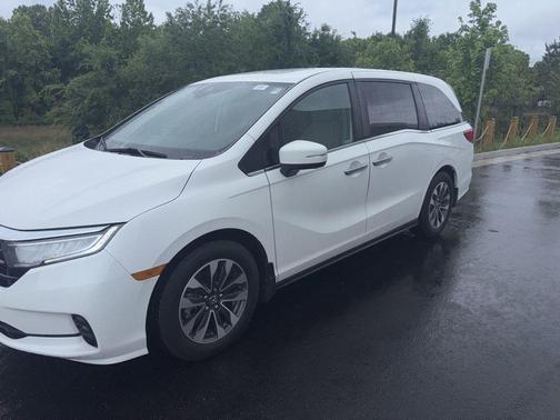 Platinum White Pearl 2024 Honda Odyssey EX-L