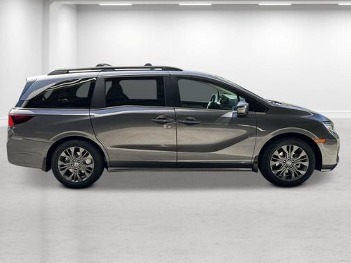 Modern Steel 2026 Honda Odyssey Touring