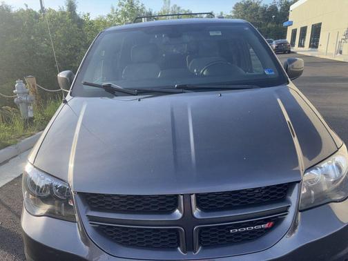 Granite Crystal Clearcoat Metallic 2019 Dodge Grand Caravan GT