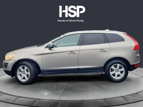Seashell Metallic 2012 Volvo XC60 3.2