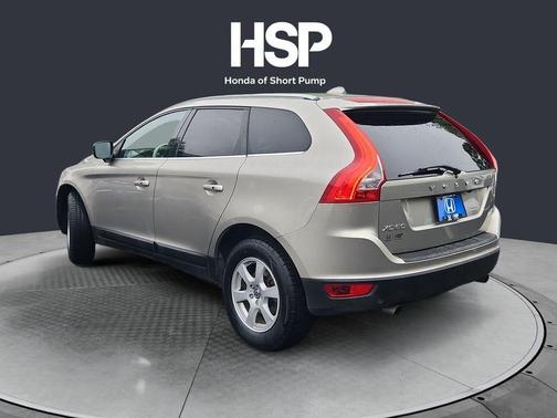 Seashell Metallic 2012 Volvo XC60 3.2