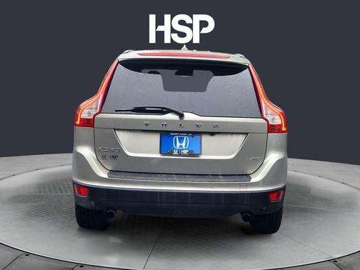 Seashell Metallic 2012 Volvo XC60 3.2