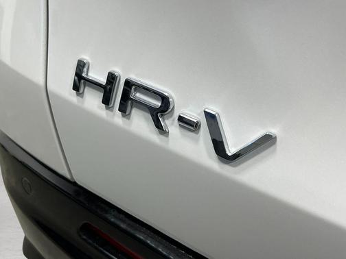 Platinum White Pearl 2026 Honda HR-V EX-L