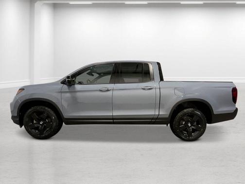 Sonic Gray Pearl 2026 Honda Ridgeline Black Edition Two-Tone