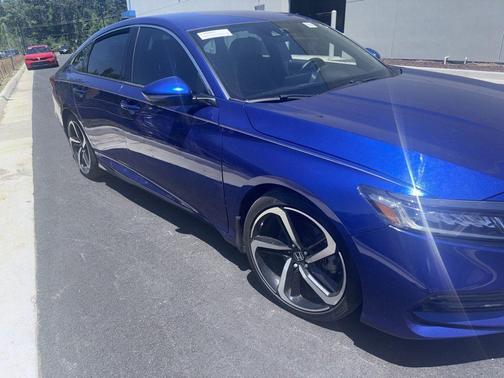 Still Night Pearl 2019 Honda Accord Sport