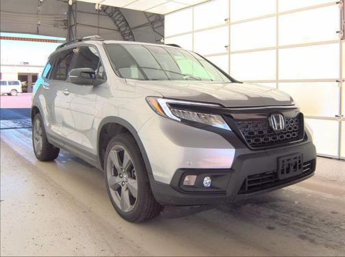 Lunar Silver Metallic 2019 Honda Passport Touring