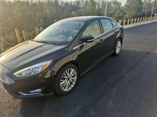 Shadow Black 2017 Ford Focus Titanium
