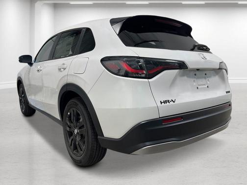 Platinum White Pearl 2026 Honda HR-V Sport