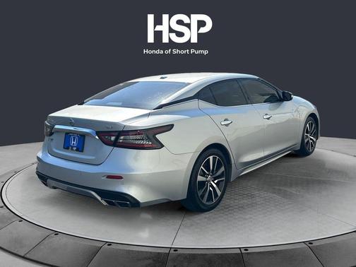 Brilliant Silver Metallic 2022 Nissan Maxima SV