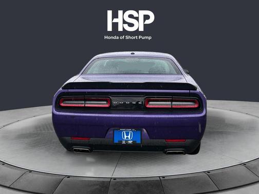 Plum Crazy Pearlcoat 2023 Dodge Challenger SXT
