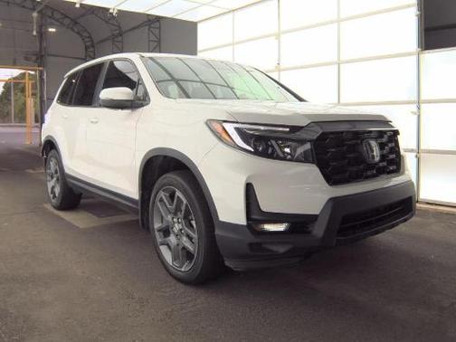 Platinum White Pearl 2023 Honda Passport EX-L
