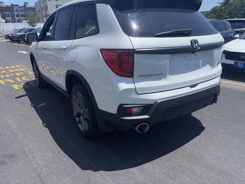 Platinum White Pearl 2023 Honda Passport EX-L