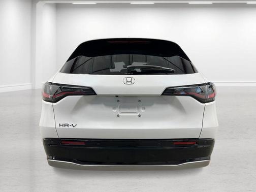 Platinum White Pearl 2027 Honda HR-V EX-L