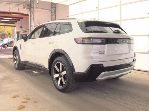 Pearl 2024 Honda Prologue Touring