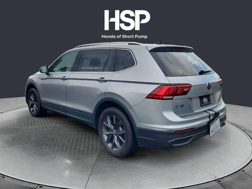 Pyrite Silver Metallic 2023 Volkswagen Tiguan 2.0T SE