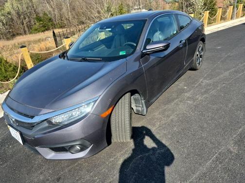 2018 Honda Civic Touring