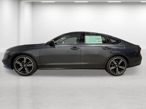 Meteorite Gray Metallic 2026 Honda Accord SE