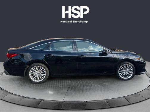 Midnight Black Metallic 2020 Toyota Avalon Hybrid Limited