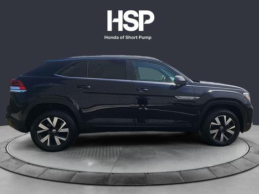 Deep Black Pearl Effect 2021 Volkswagen Atlas Cross Sport 2.0T SE