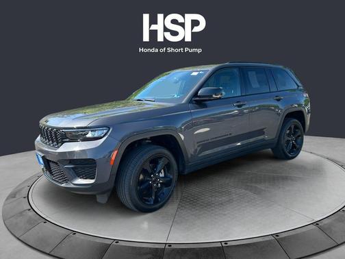 Metallic 2023 Jeep Grand Cherokee Altitude