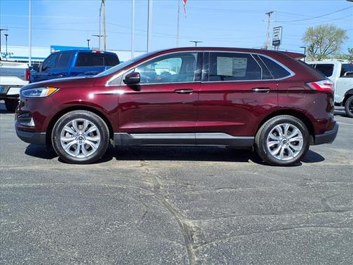 2024 Ford Edge Titanium