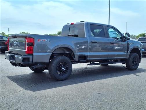2025 Ford F-250 XL