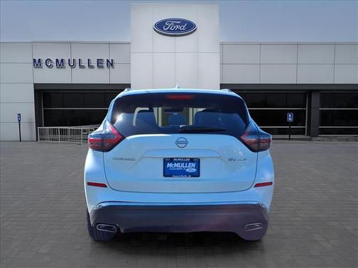 Pearl White Tri-Coat 2023 Nissan Murano SV