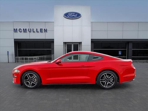 2022 Ford Mustang EcoBoost